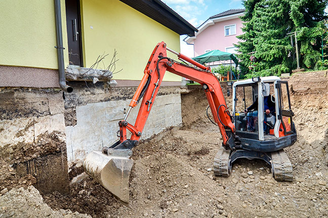 kellerabdichtung von aussen mit bodenausschachtung